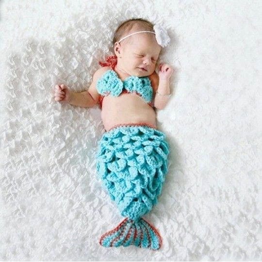 Costume de bébé de sirène bleu 3 pièces.